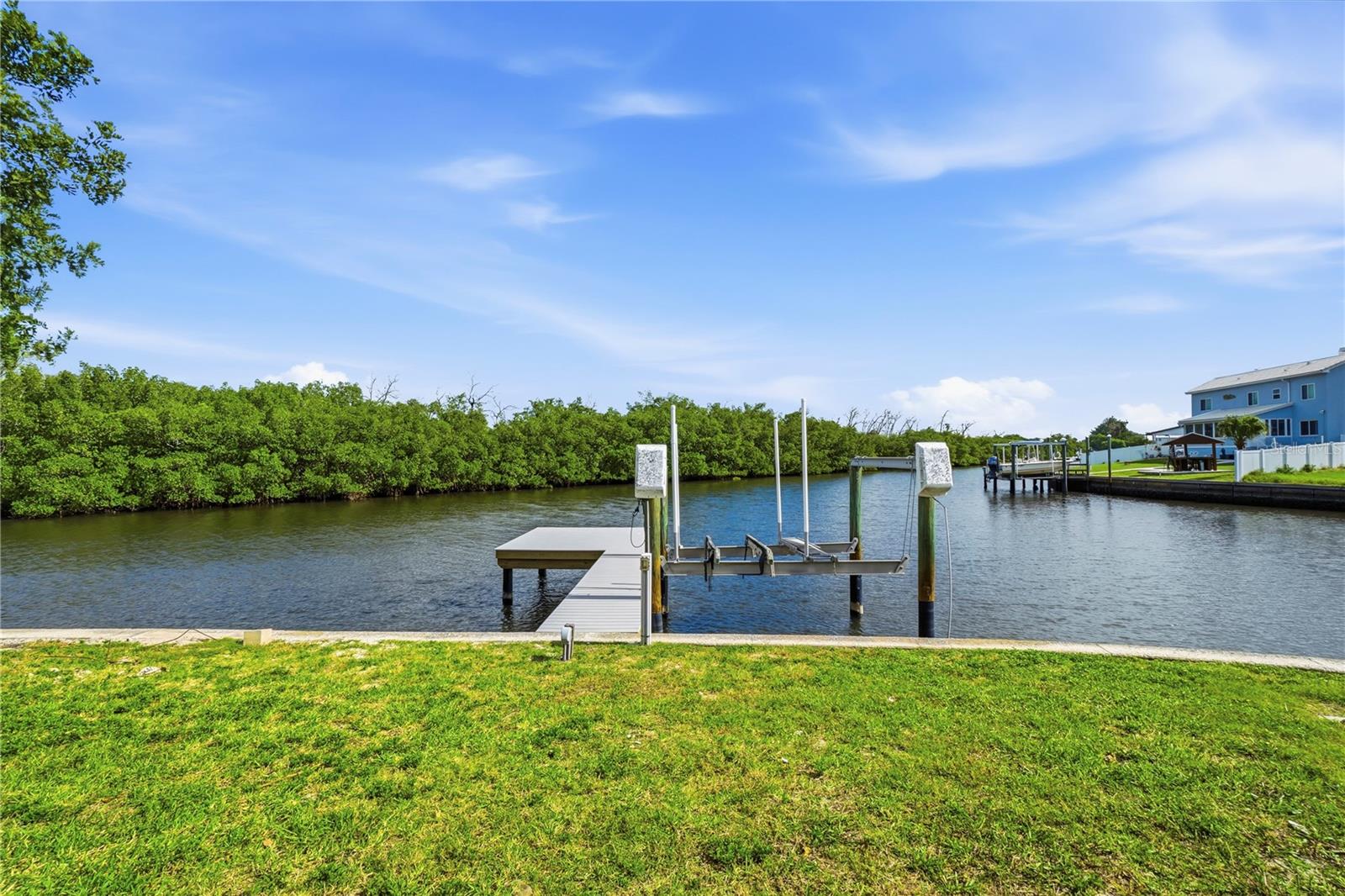 6533 SENEGAL PALM WAY, Apollo Beach, FL 33572