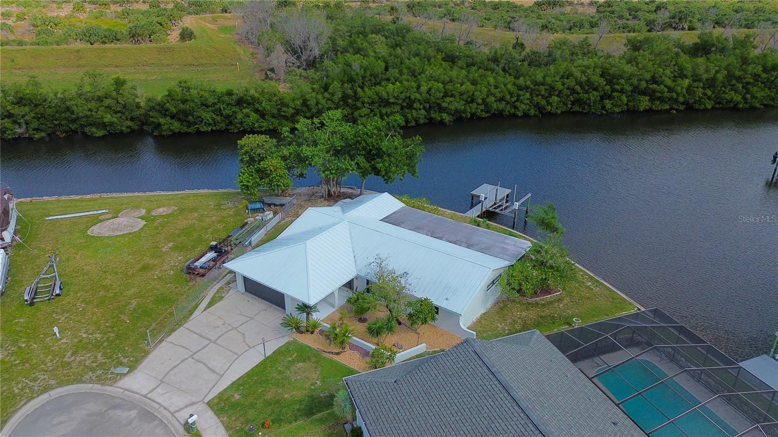 6533 SENEGAL PALM WAY, Apollo Beach, FL 33572