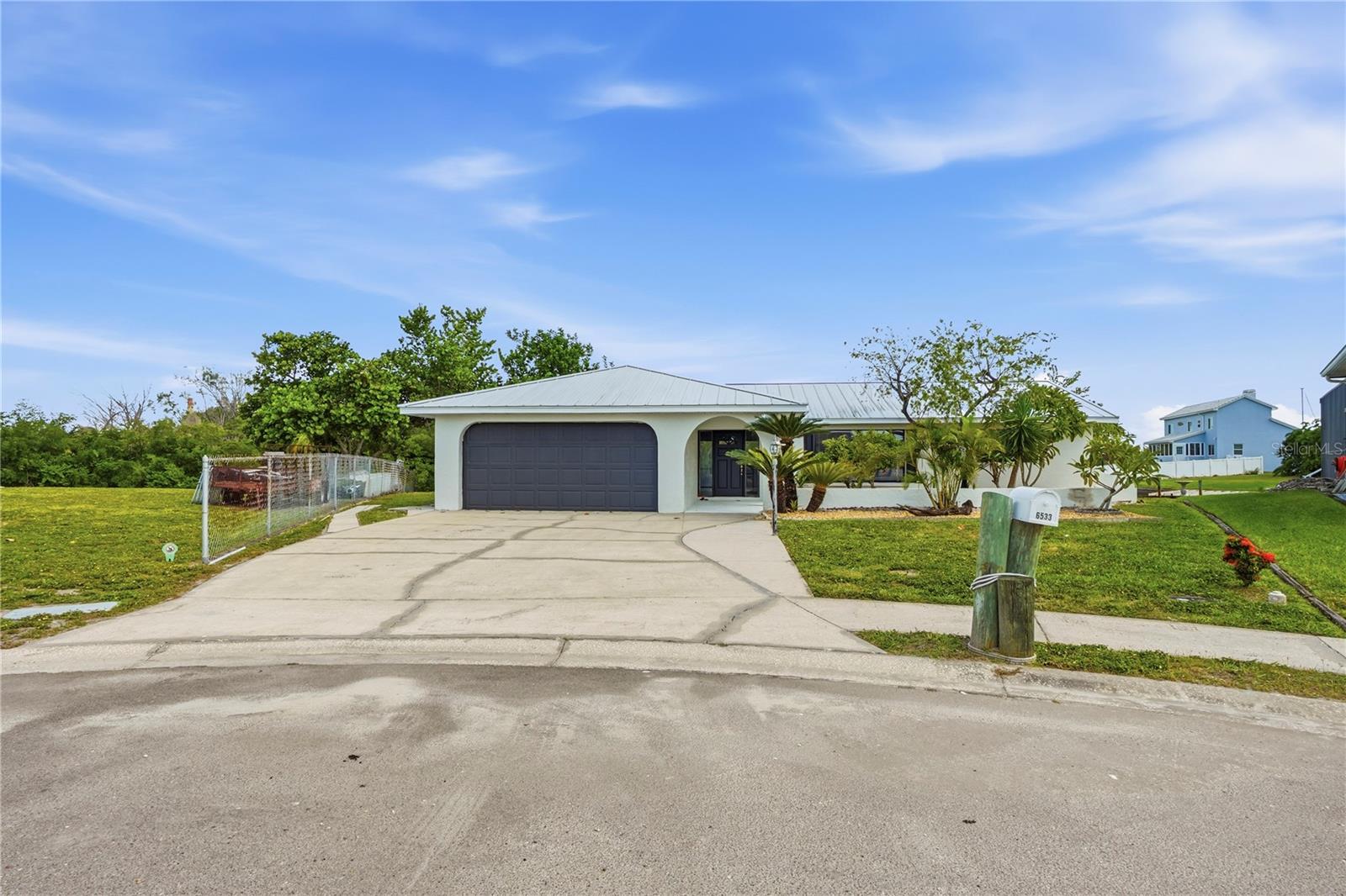 6533 SENEGAL PALM WAY, Apollo Beach, FL 33572