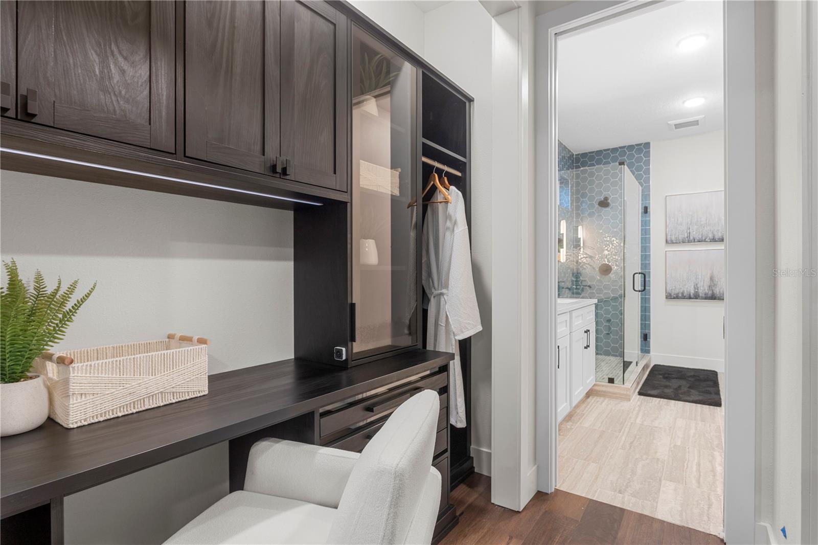 40 64TH STREET S, #1, St Petersburg, FL 33707