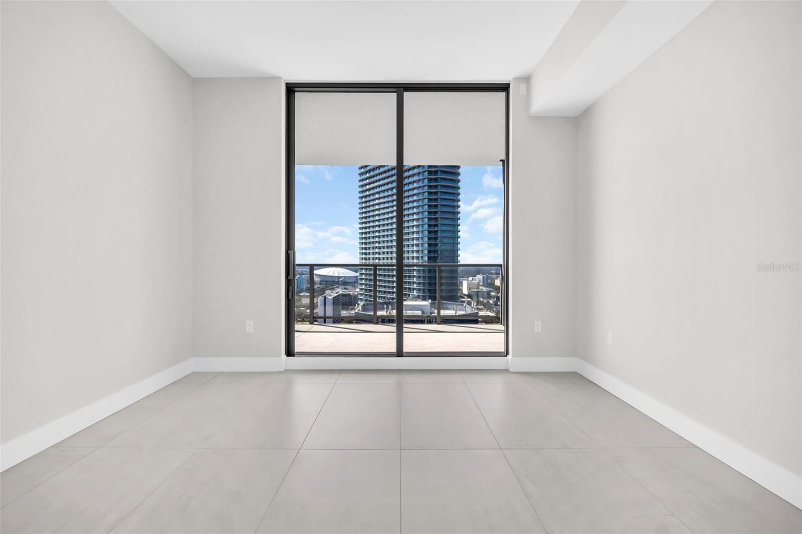 275 1ST AVENUE S, #2807, St Petersburg, FL 33701