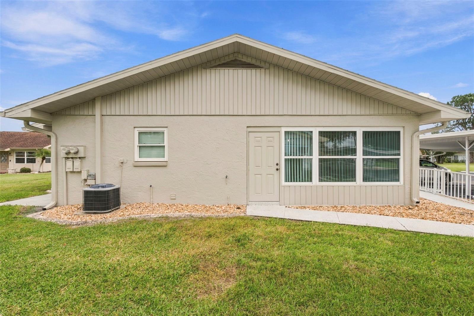 326 GLOUCESTER BOULEVARD, #326, Sun City Center, FL 33573