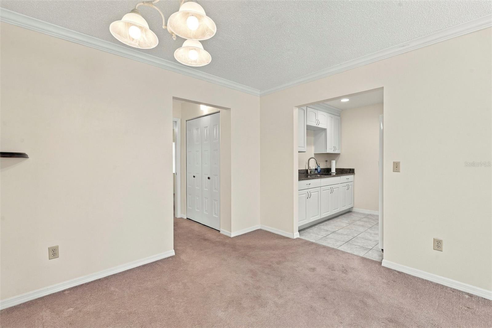 326 GLOUCESTER BOULEVARD, #326, Sun City Center, FL 33573