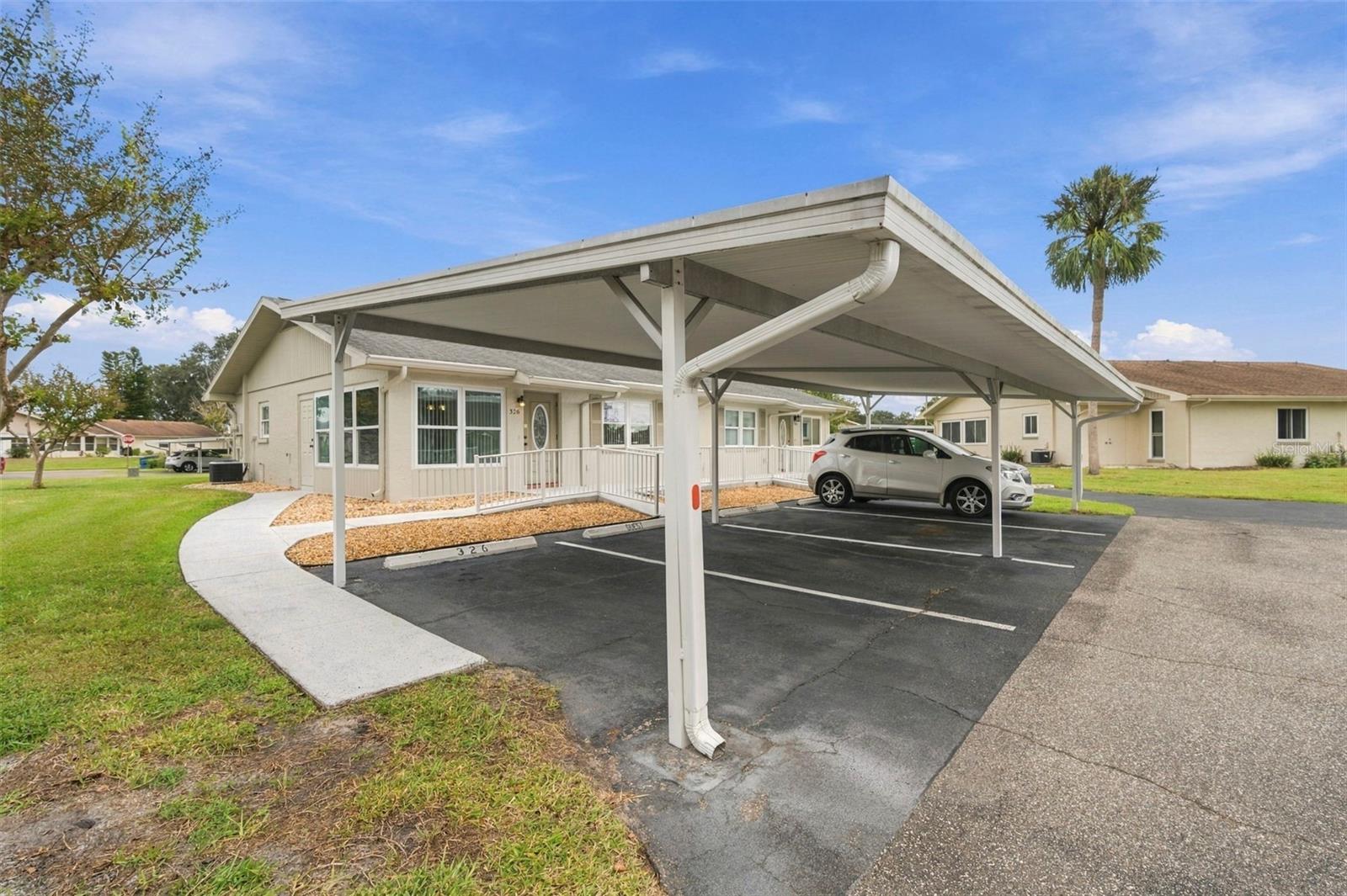 326 GLOUCESTER BOULEVARD, #326, Sun City Center, FL 33573