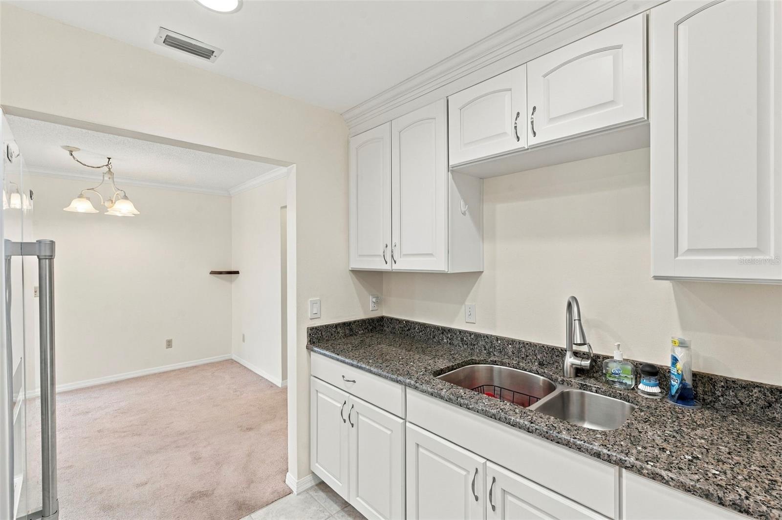326 GLOUCESTER BOULEVARD, #326, Sun City Center, FL 33573