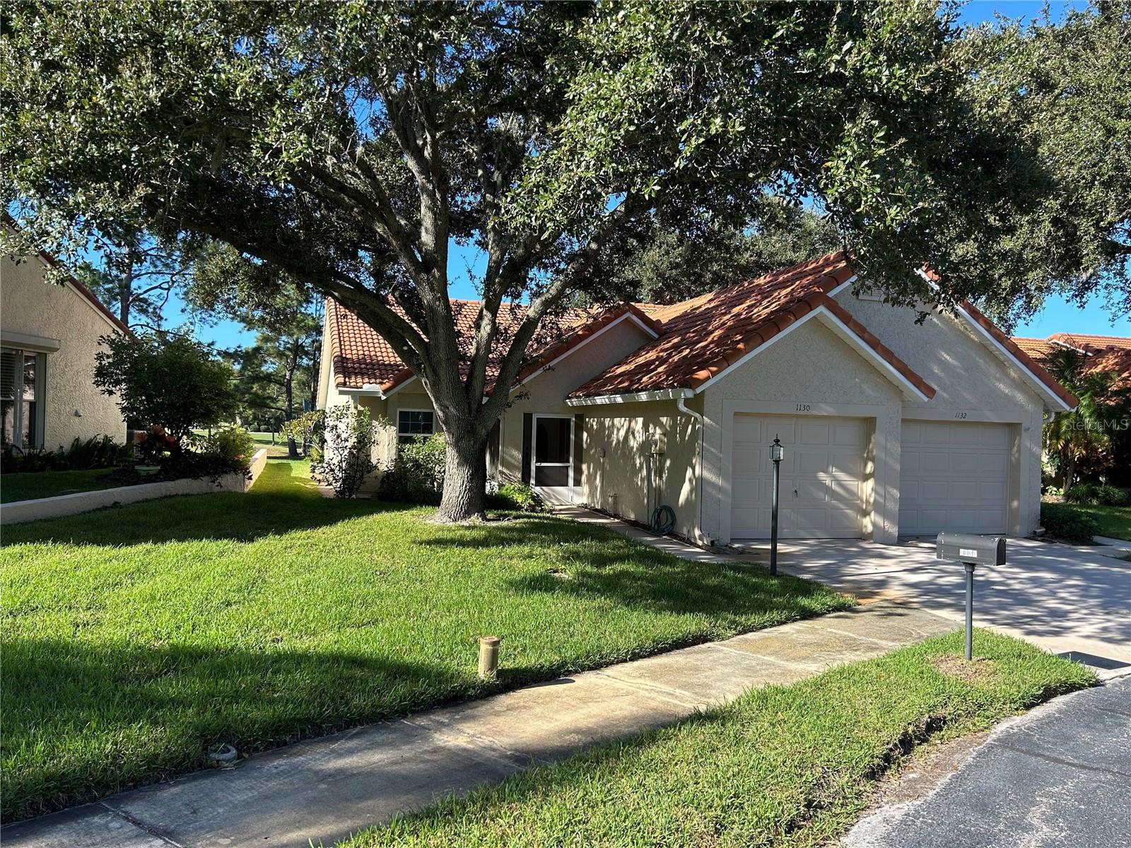 End Unit Villa 2 bedroom 2 Bath 1 Car Garage End Unit Villa 2 bedroom 2 Bath 1 Car Garage