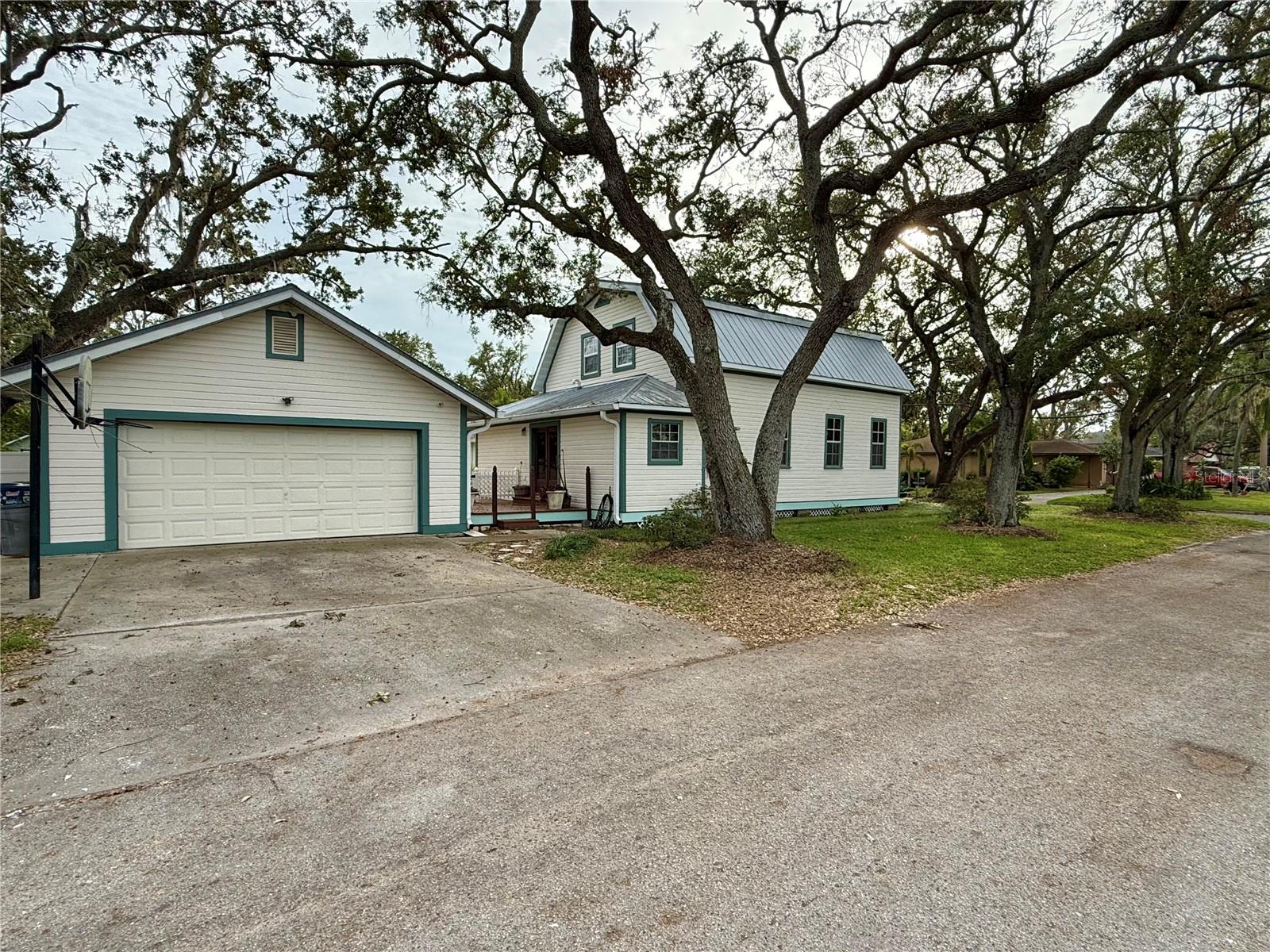 7002 SHAMROCK ROAD S, Tampa, FL 33616 7002 SHAMROCK ROAD S, Tampa, FL 33616