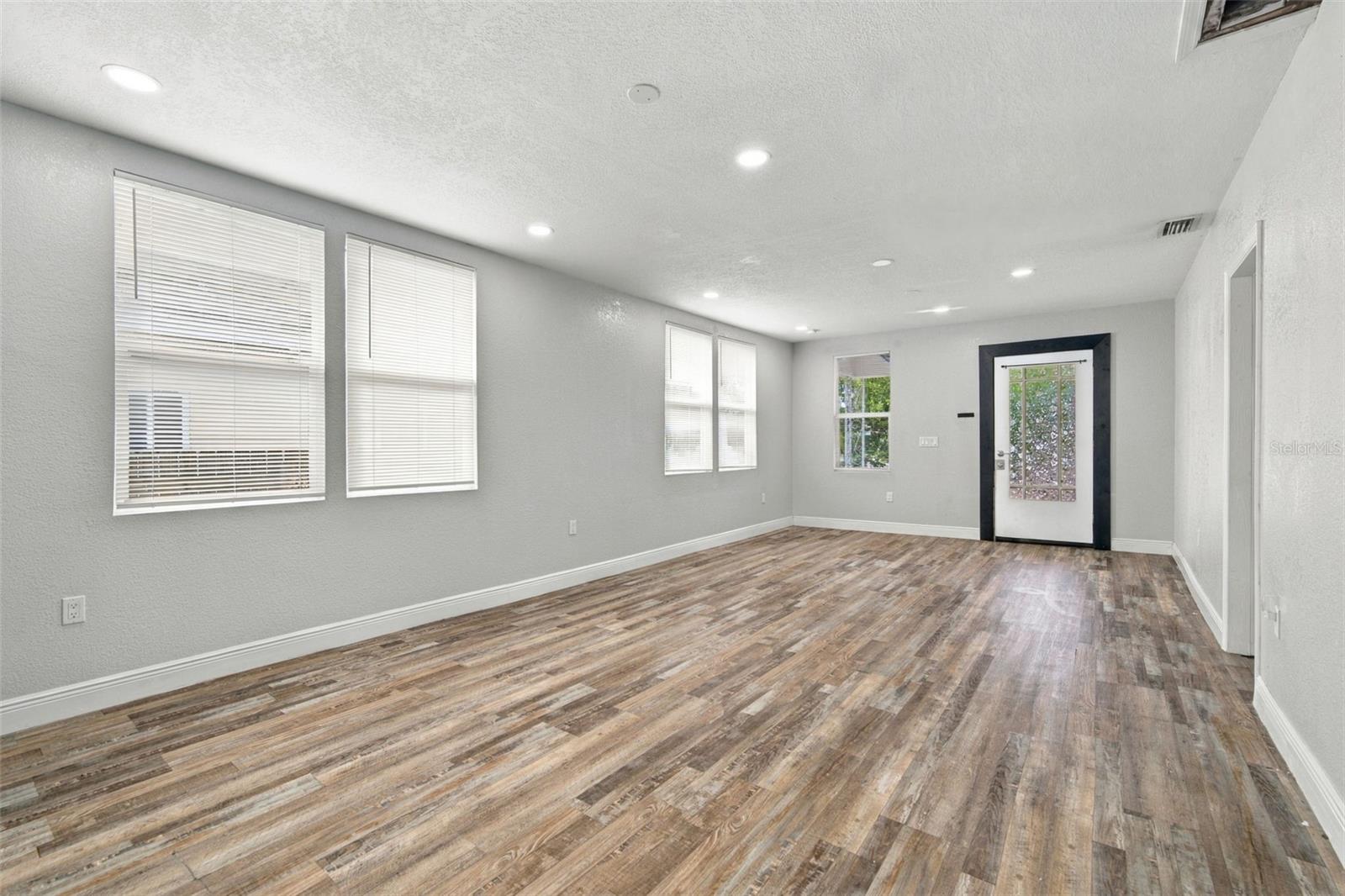 1411 E 24TH AVENUE, Tampa, FL 33605