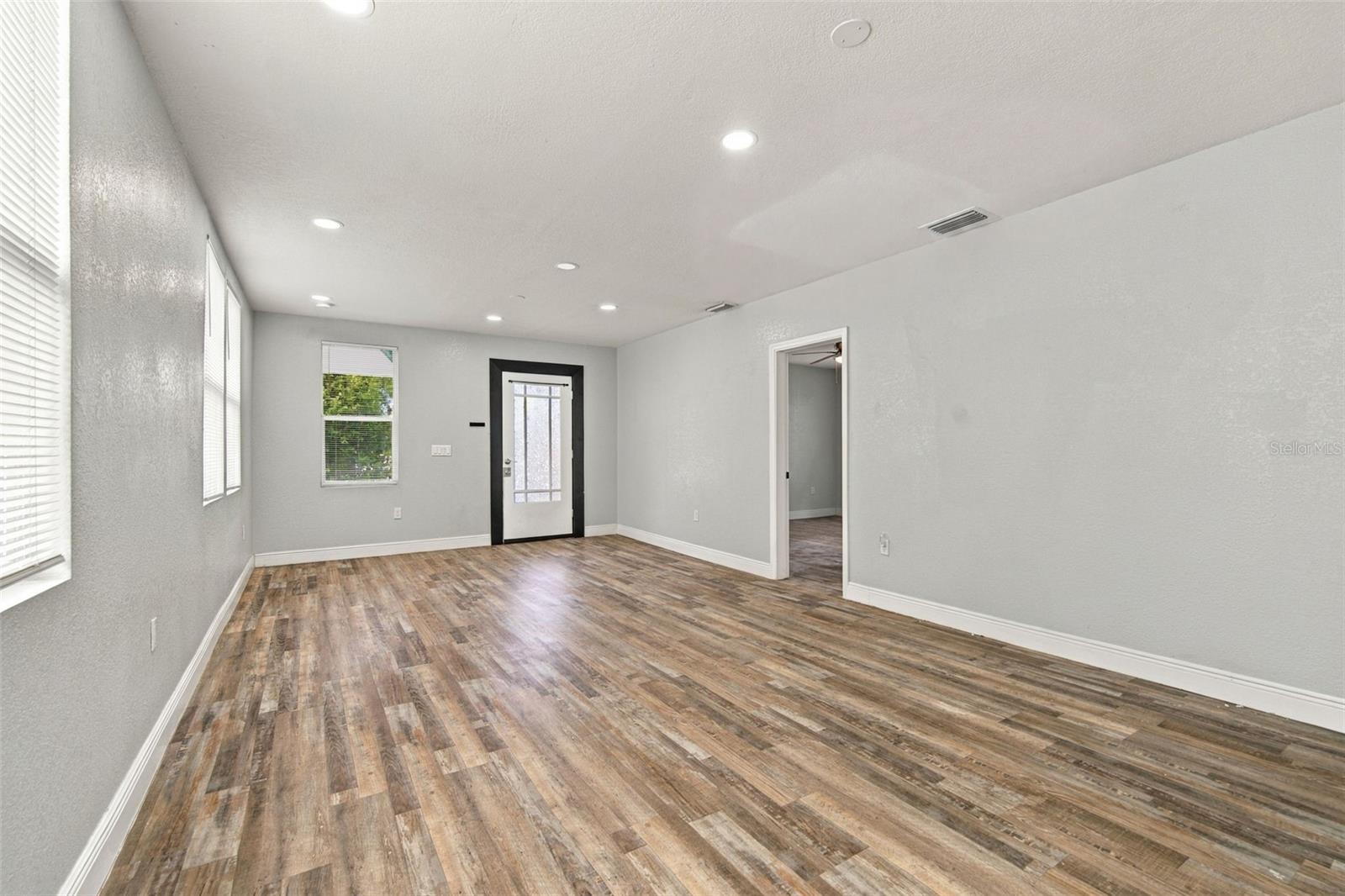 1411 E 24TH AVENUE, Tampa, FL 33605