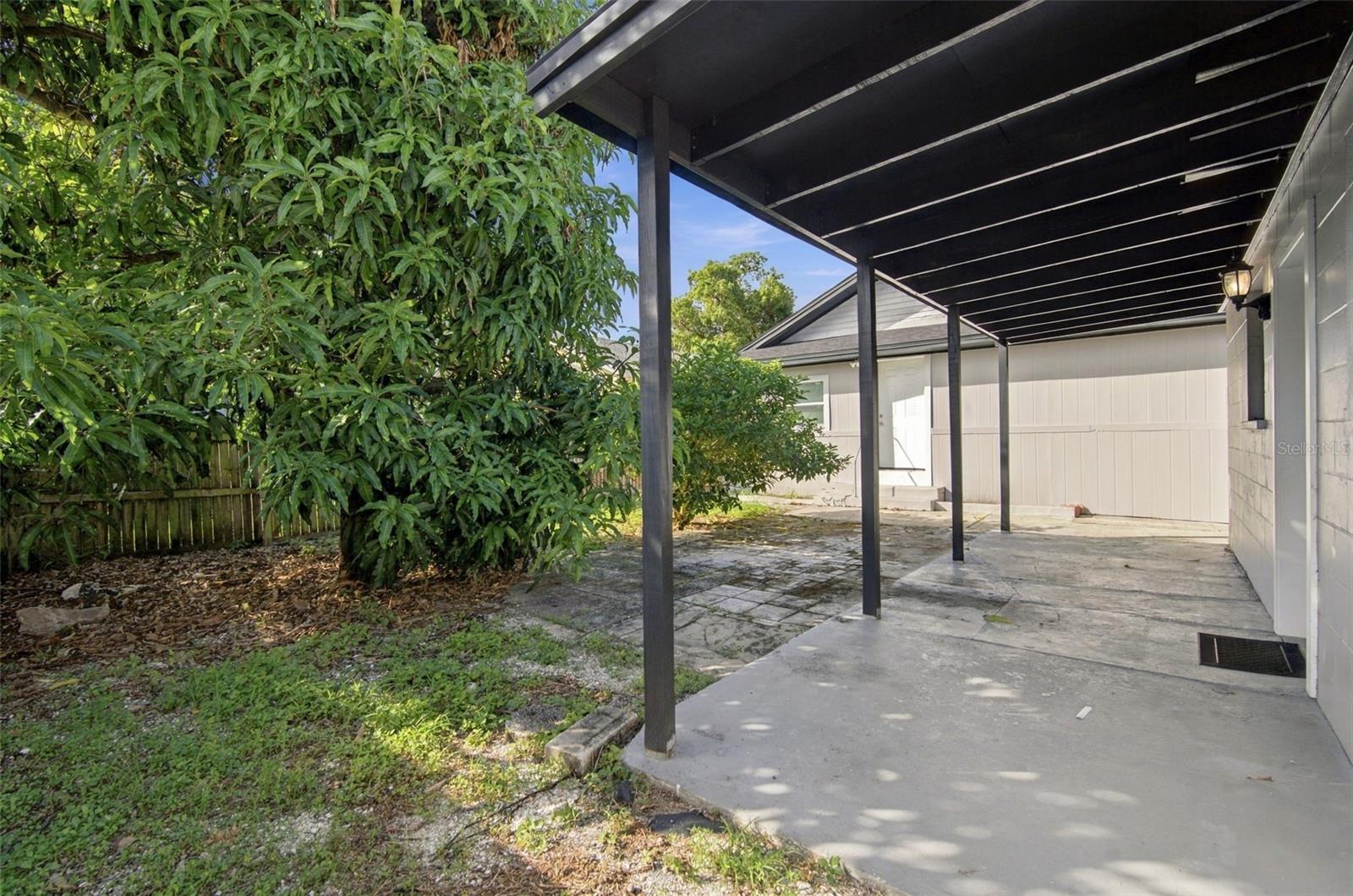 1411 E 24TH AVENUE, Tampa, FL 33605