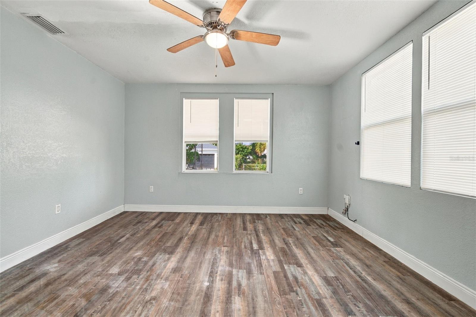 1411 E 24TH AVENUE, Tampa, FL 33605