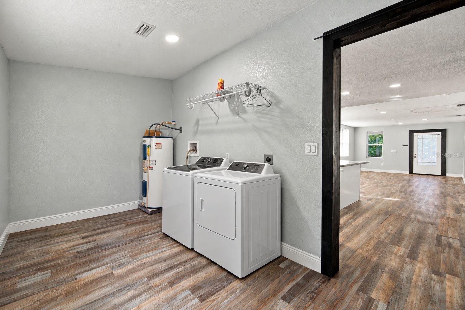 1411 E 24TH AVENUE, Tampa, FL 33605