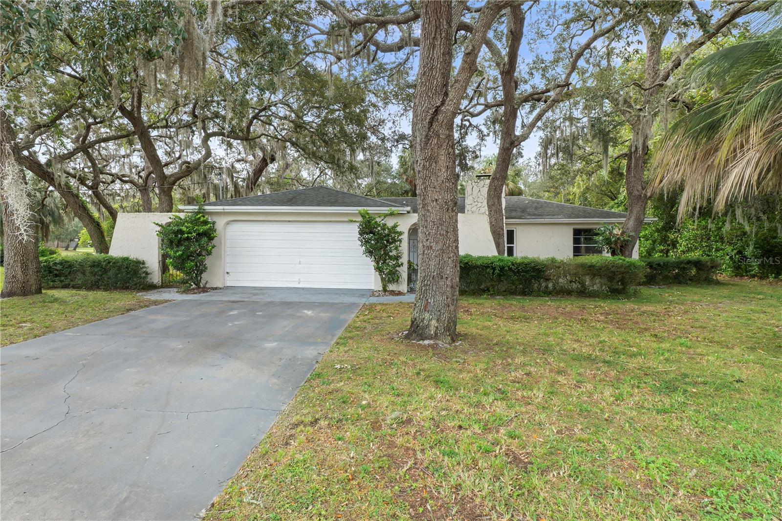 8284 APPLE ORCHARD ROAD, Spring Hill, FL 34606 8284 APPLE ORCHARD ROAD, Spring Hill, FL 34606