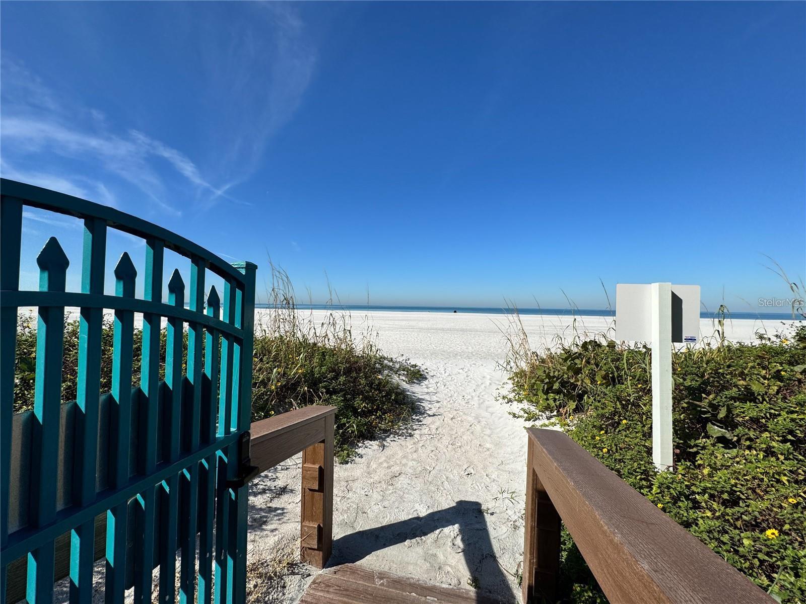1560 GULF BOULEVARD, #804, Clearwater Beach, FL 33767