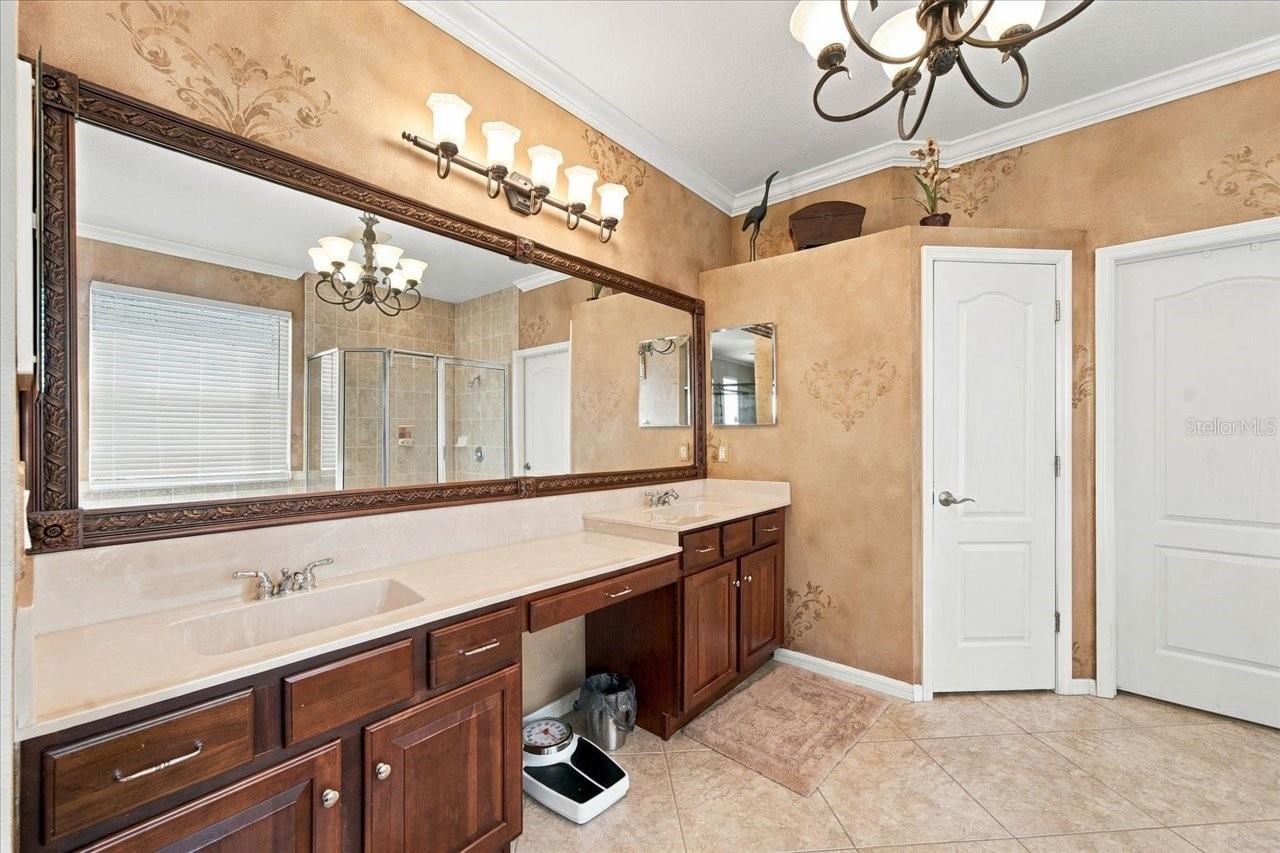 5909 BROWDER ROAD, Tampa, FL 33625