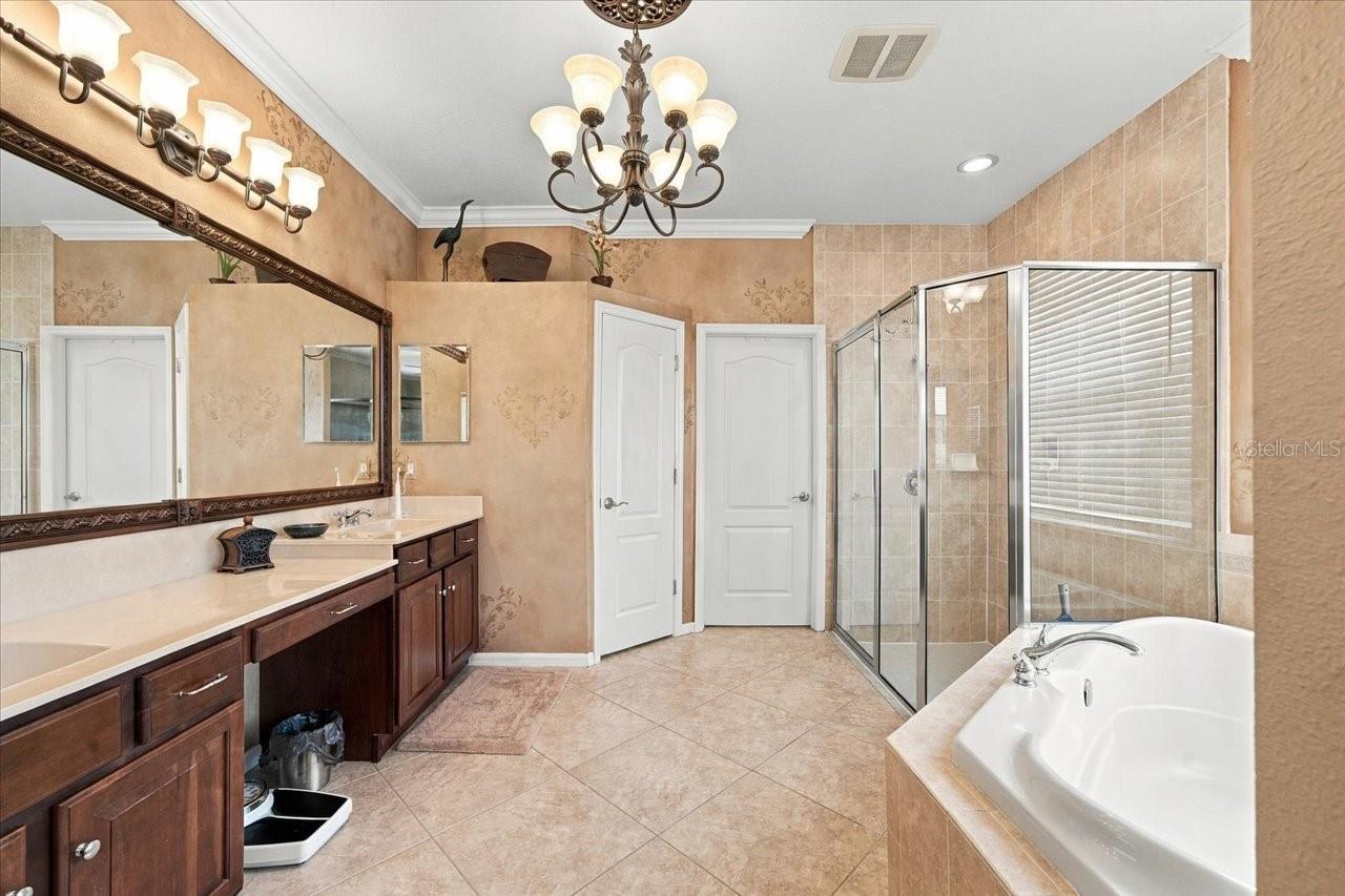5909 BROWDER ROAD, Tampa, FL 33625