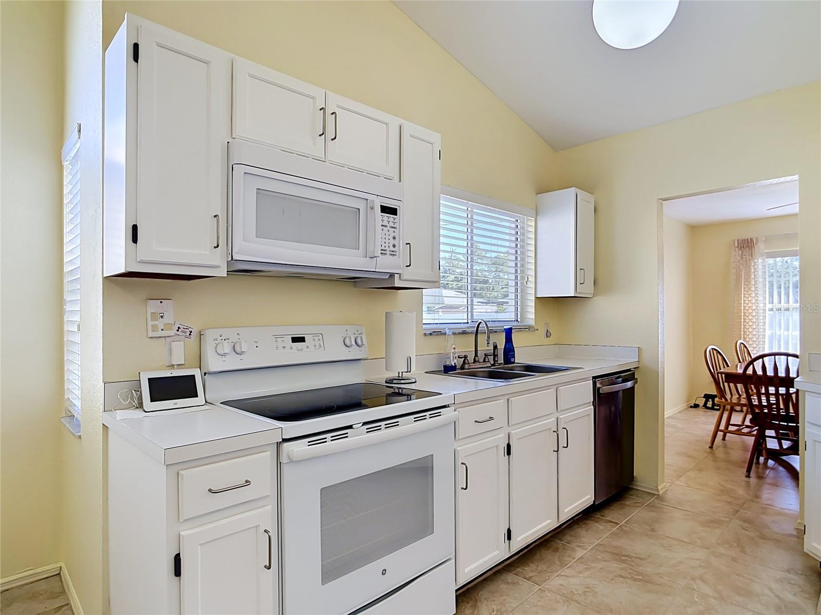 3060 COLLINGSWOOD BOULEVARD, Port Charlotte, FL 33948