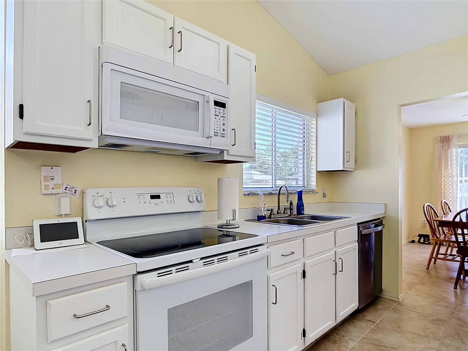 3060 COLLINGSWOOD BOULEVARD, Port Charlotte, FL 33948