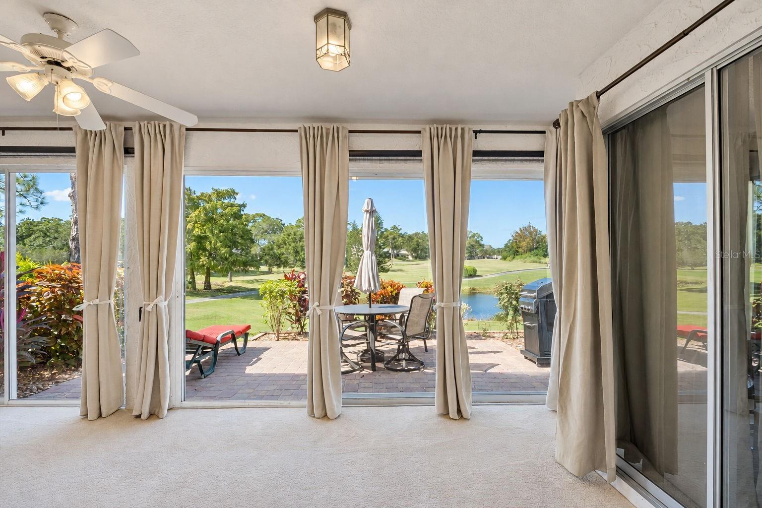 You'll love coming home to this view~
