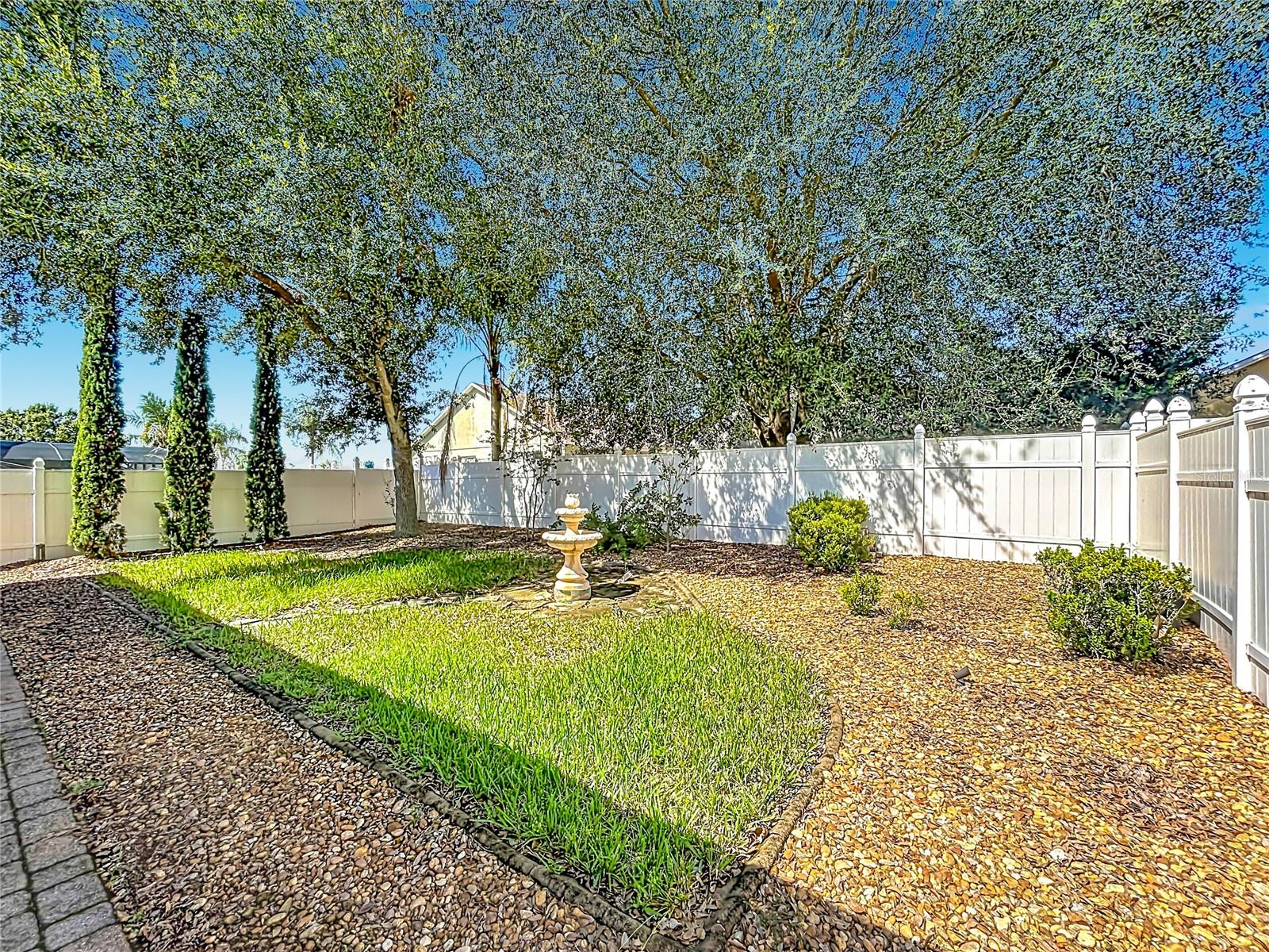 111 KNOLLWOOD DRIVE, Davenport, FL 33837