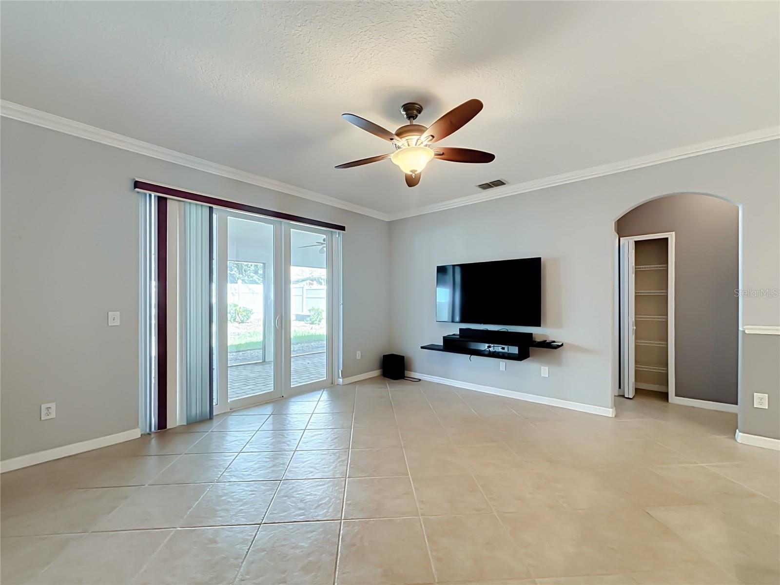 111 KNOLLWOOD DRIVE, Davenport, FL 33837 111 KNOLLWOOD DRIVE, Davenport, FL 33837