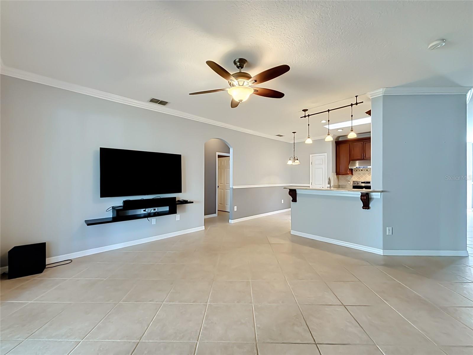 111 KNOLLWOOD DRIVE, Davenport, FL 33837 111 KNOLLWOOD DRIVE, Davenport, FL 33837