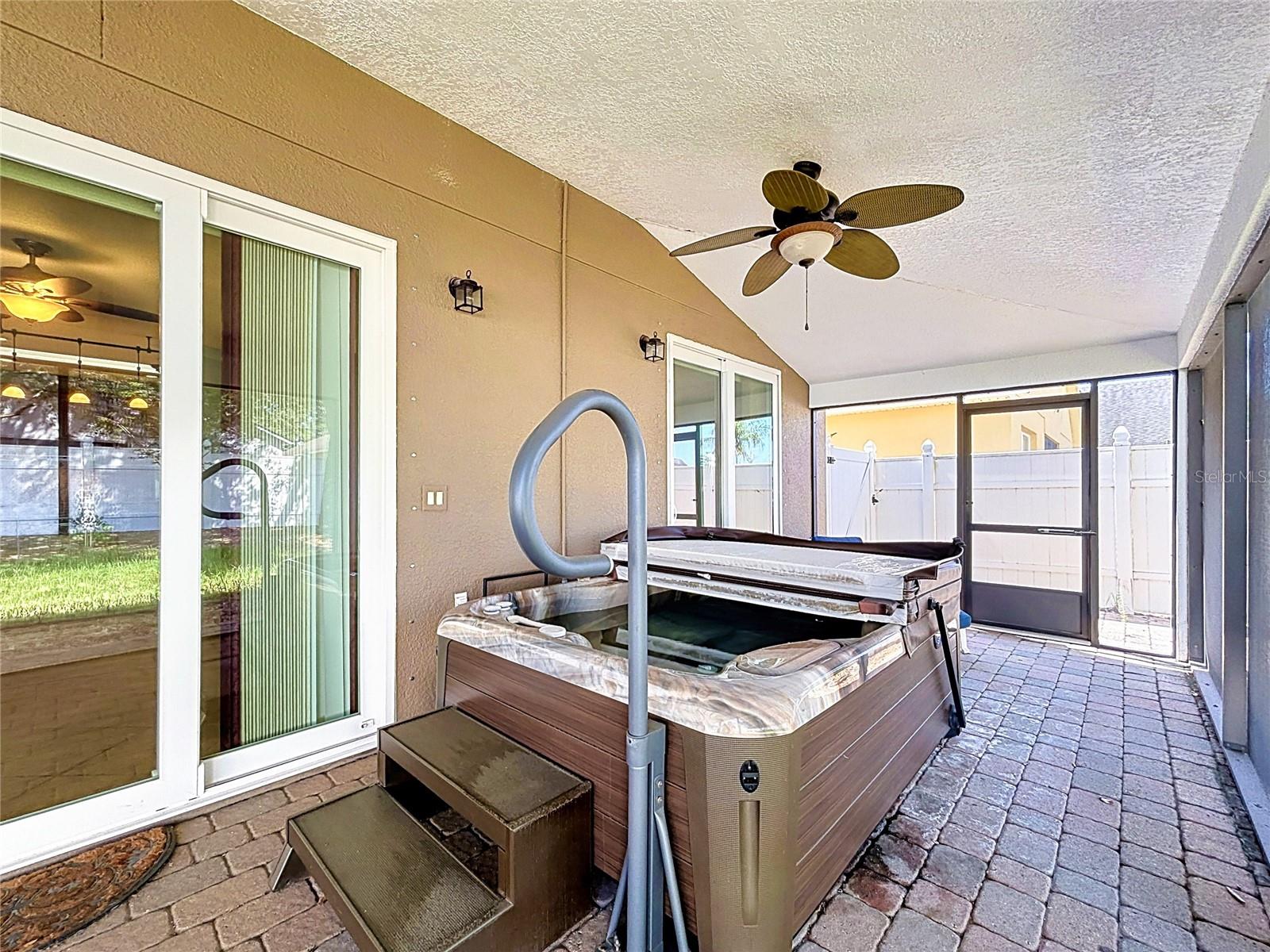 111 KNOLLWOOD DRIVE, Davenport, FL 33837