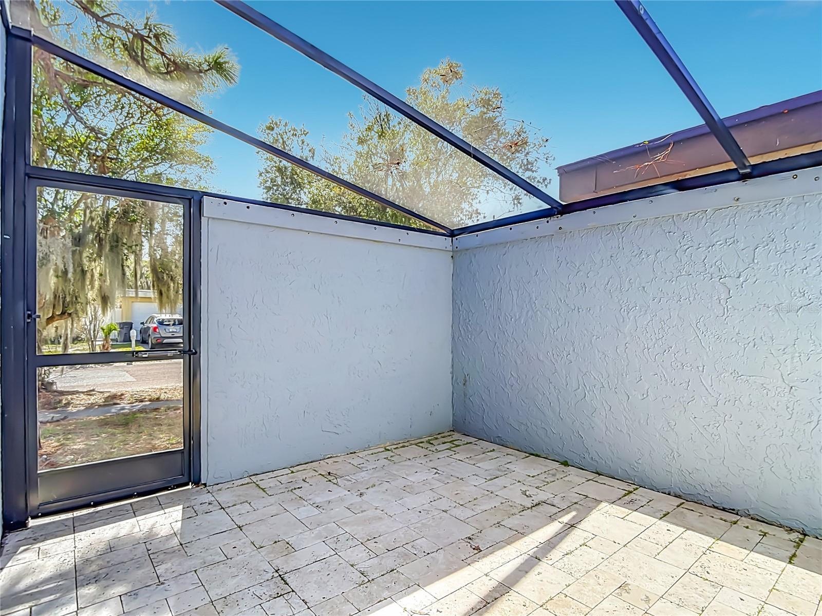 1960 GREGORY DRIVE, Tampa, FL 33613