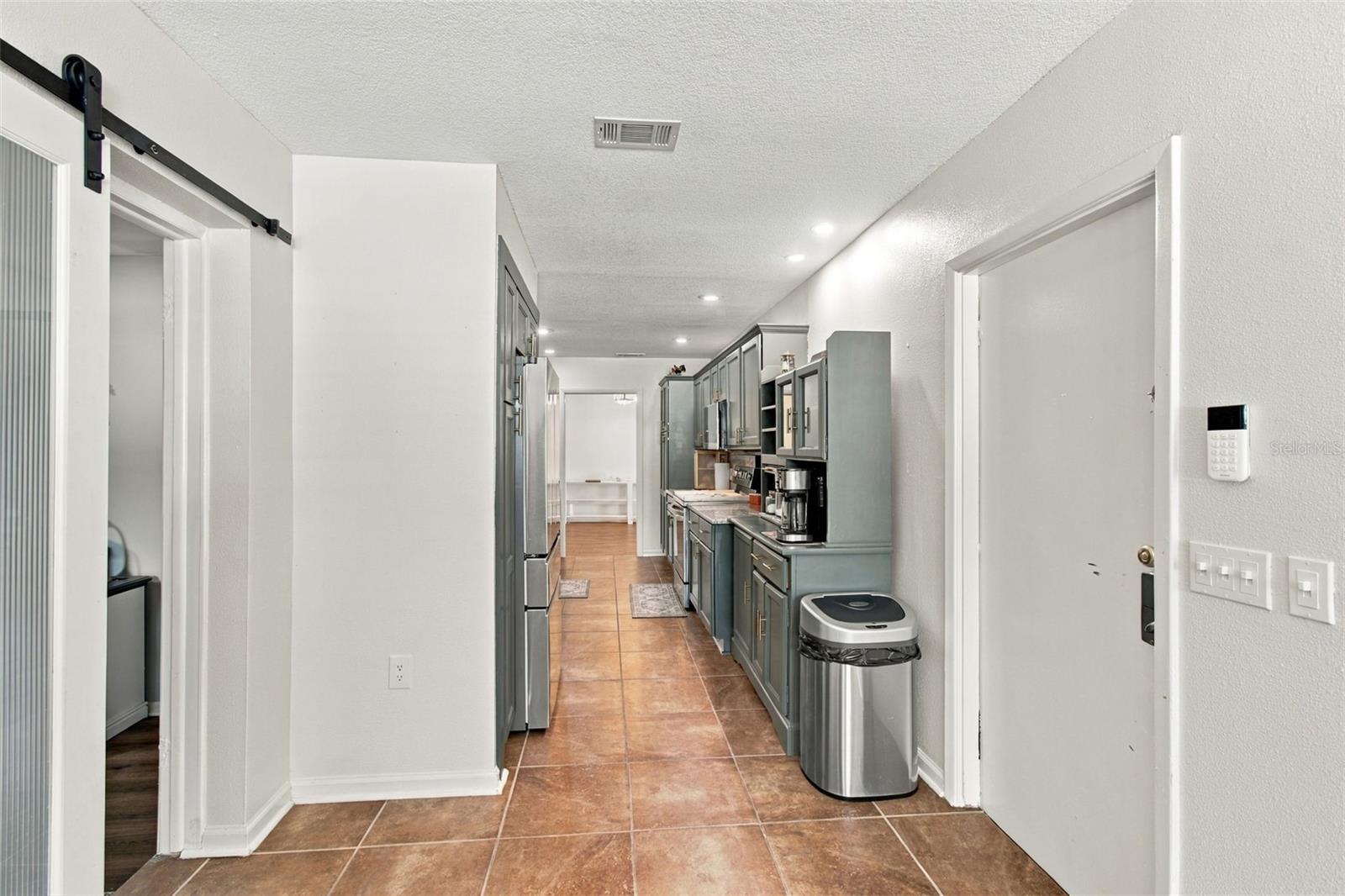 1103 RIDGEFIELD DRIVE, Valrico, FL 33594