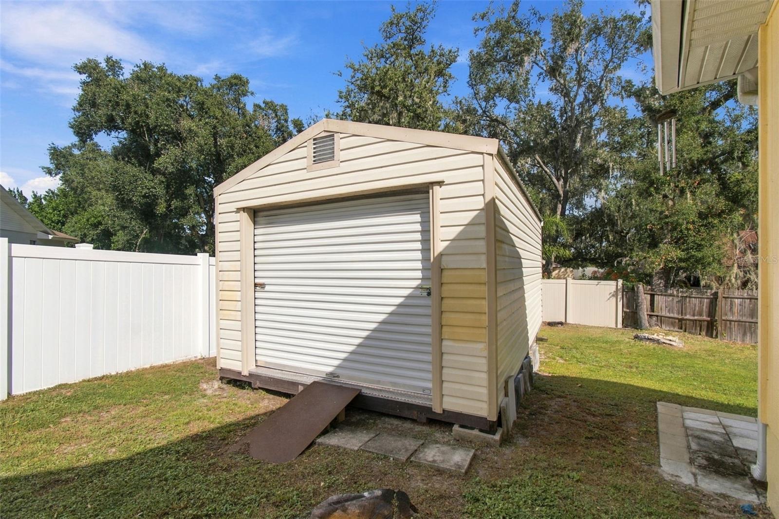 1103 RIDGEFIELD DRIVE, Valrico, FL 33594