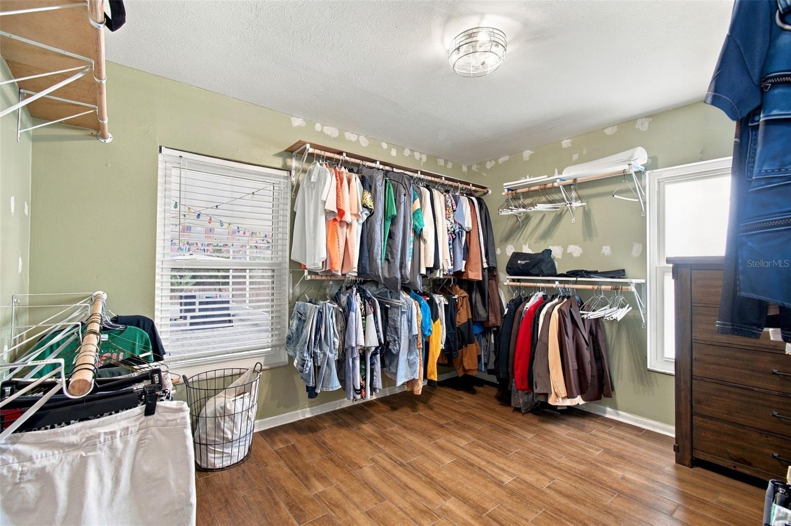 1103 RIDGEFIELD DRIVE, Valrico, FL 33594