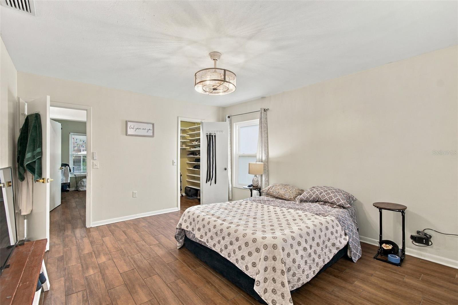 1103 RIDGEFIELD DRIVE, Valrico, FL 33594
