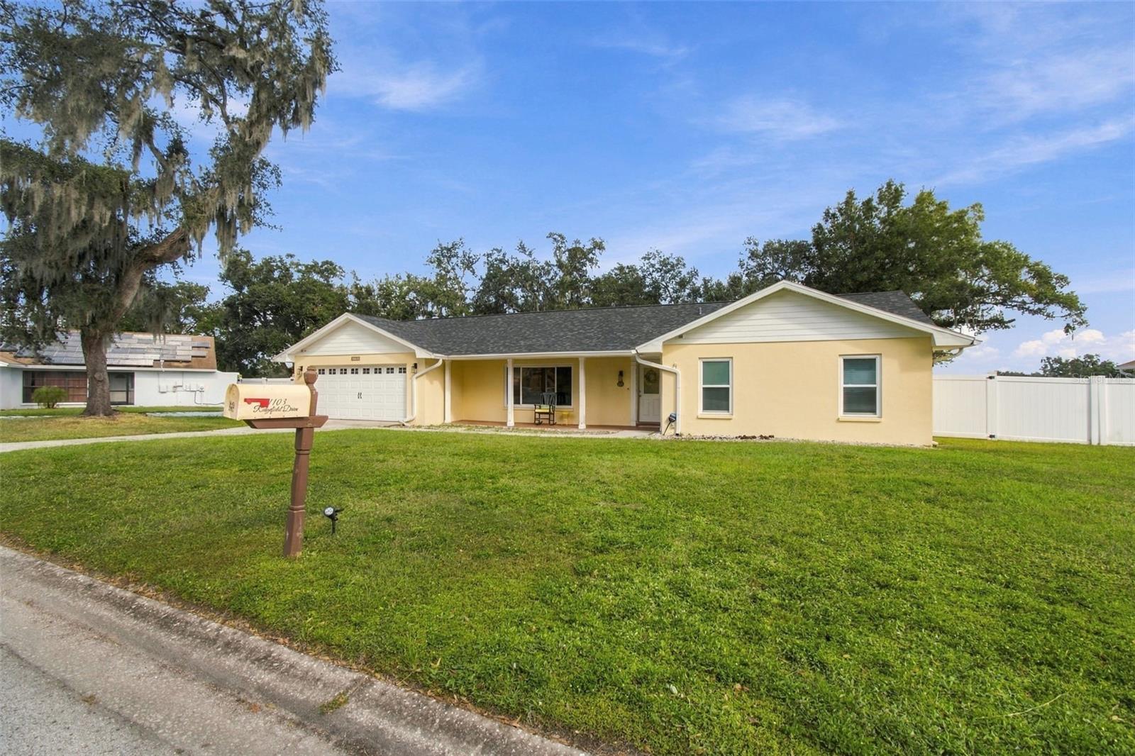 1103 RIDGEFIELD DRIVE, Valrico, FL 33594 1103 RIDGEFIELD DRIVE, Valrico, FL 33594