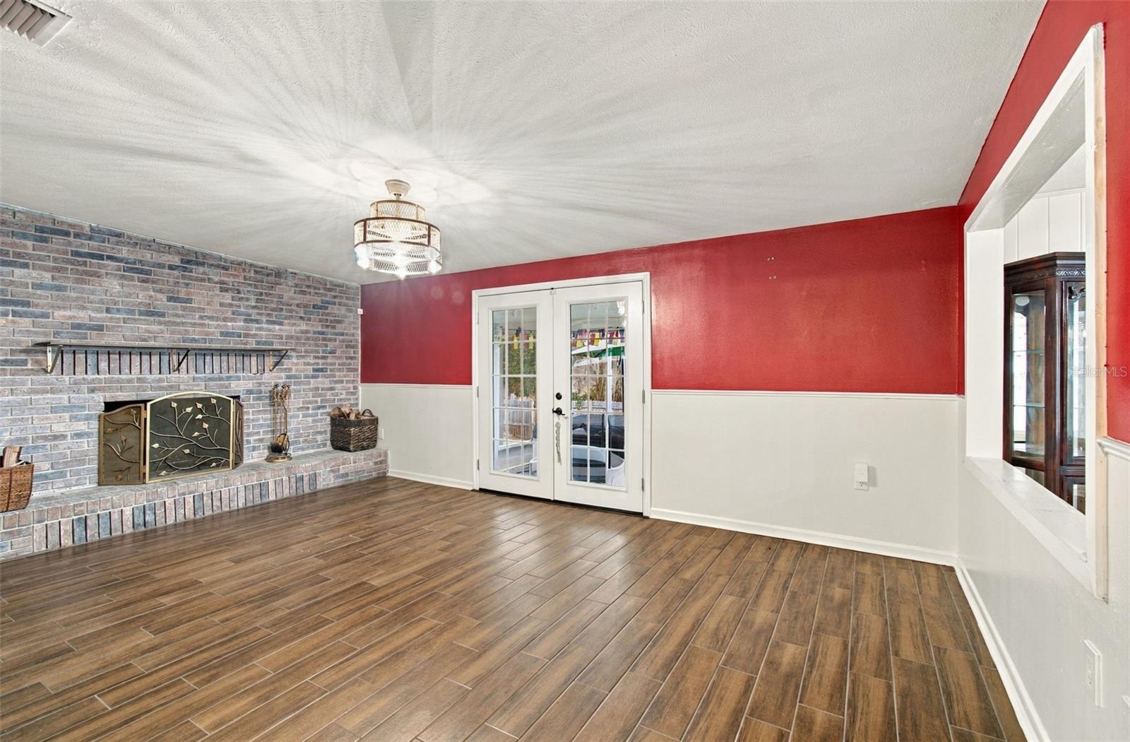 1103 RIDGEFIELD DRIVE, Valrico, FL 33594
