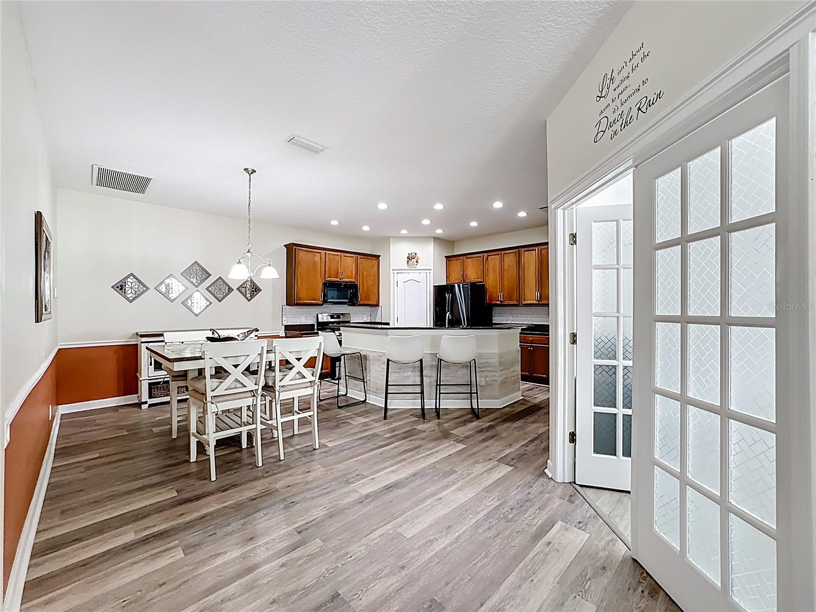 7526 SURREY PINES DRIVE, Apollo Beach, FL 33572