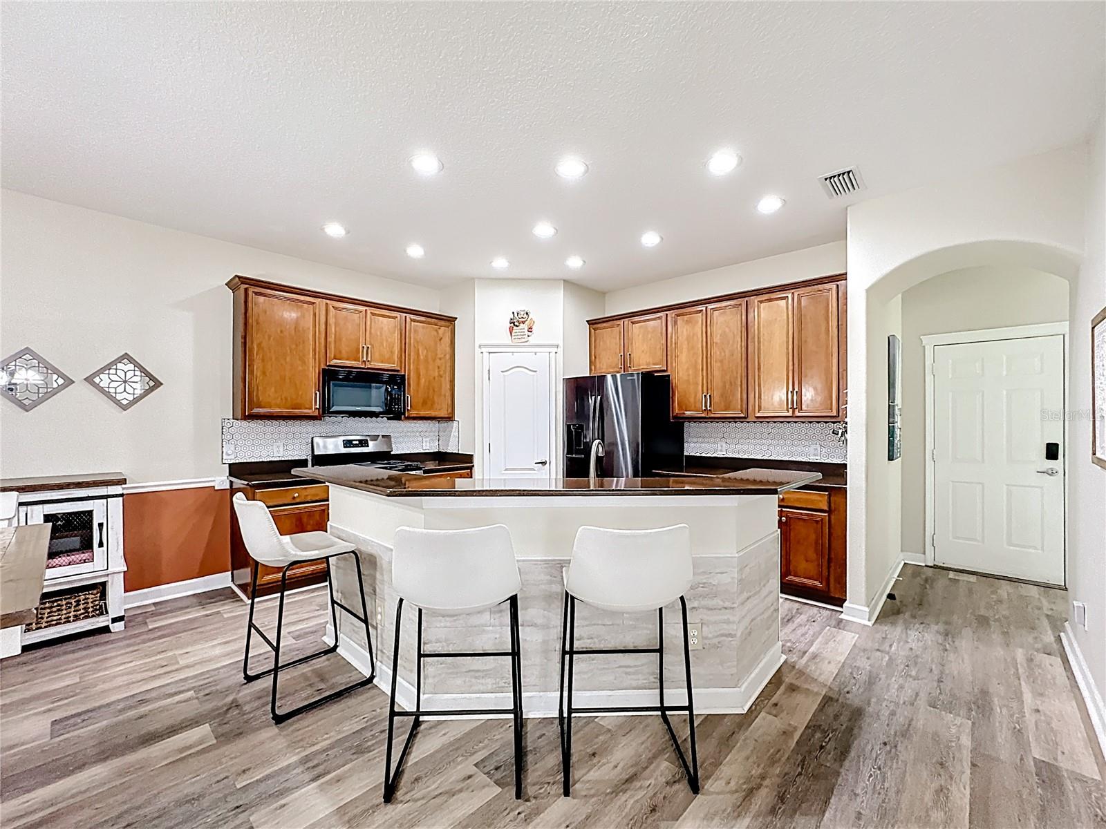7526 SURREY PINES DRIVE, Apollo Beach, FL 33572