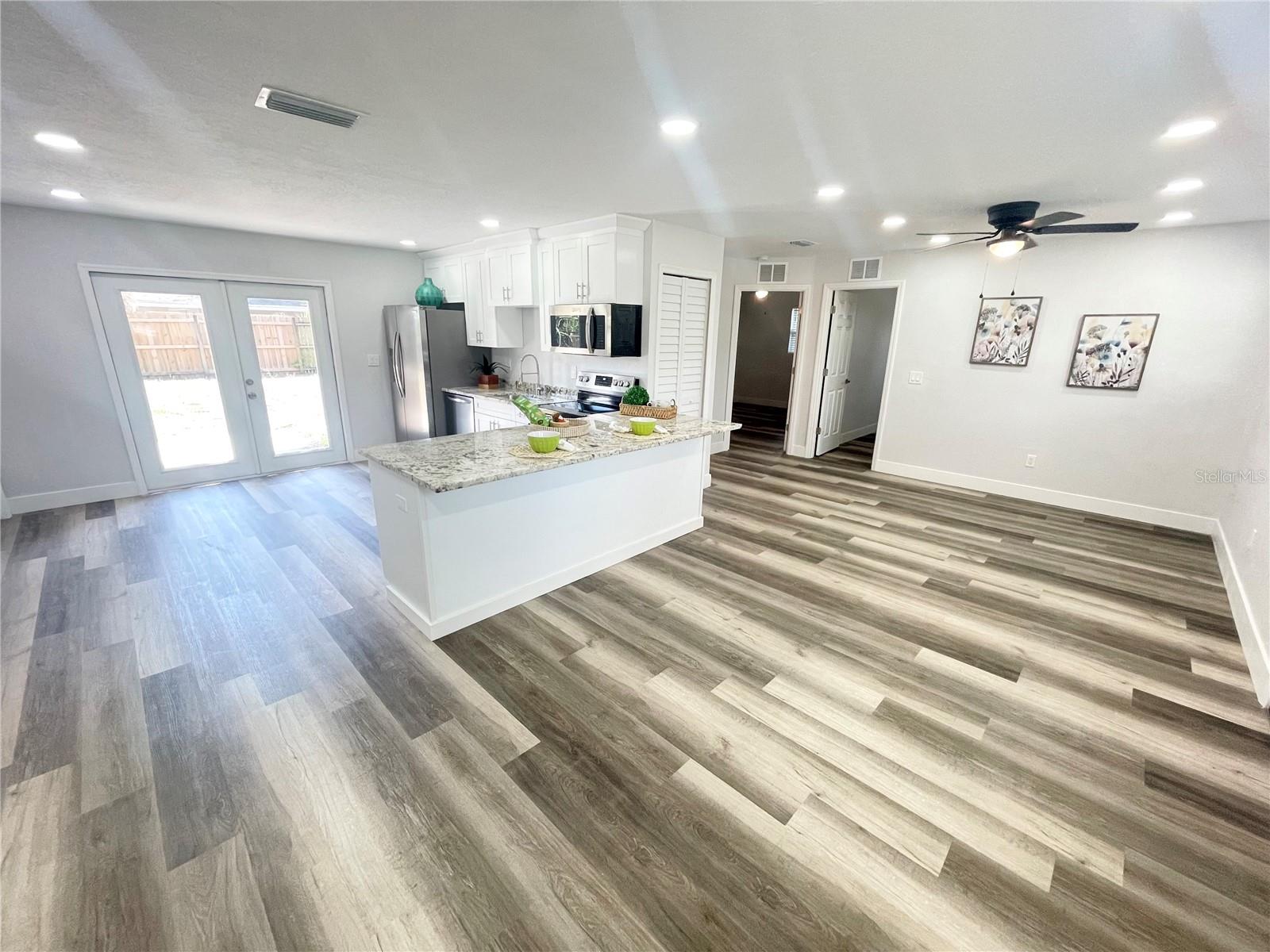 4408 W WALLACE AVENUE, Tampa, FL 33611
