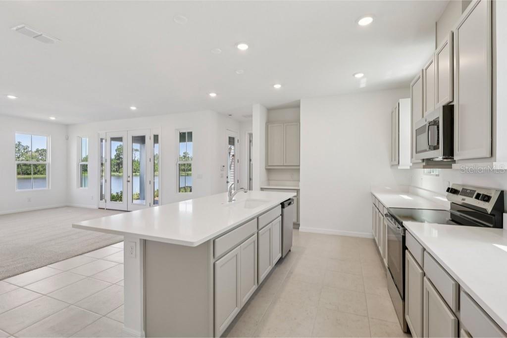 6670 TENTPEG TRAIL, St Cloud, FL 34771