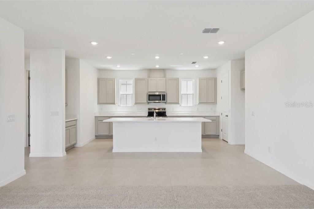 6670 TENTPEG TRAIL, St Cloud, FL 34771