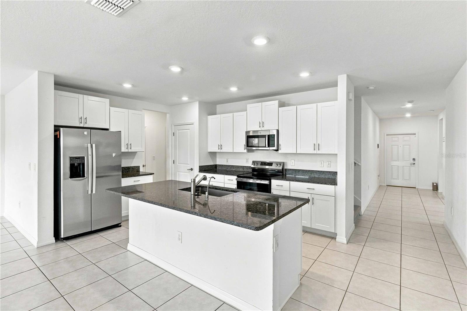 5375 BLUE HORIZON WAY, Wimauma, FL 33598