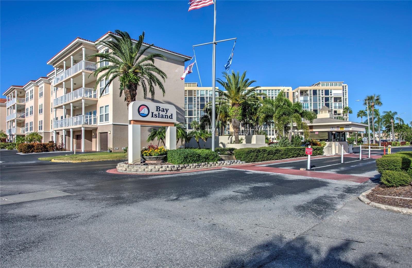 7540 BAY ISLAND DRIVE S, #355, South Pasadena, FL 33707