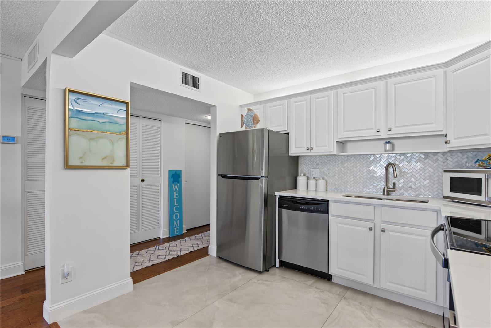 7540 BAY ISLAND DRIVE S, #355, South Pasadena, FL 33707