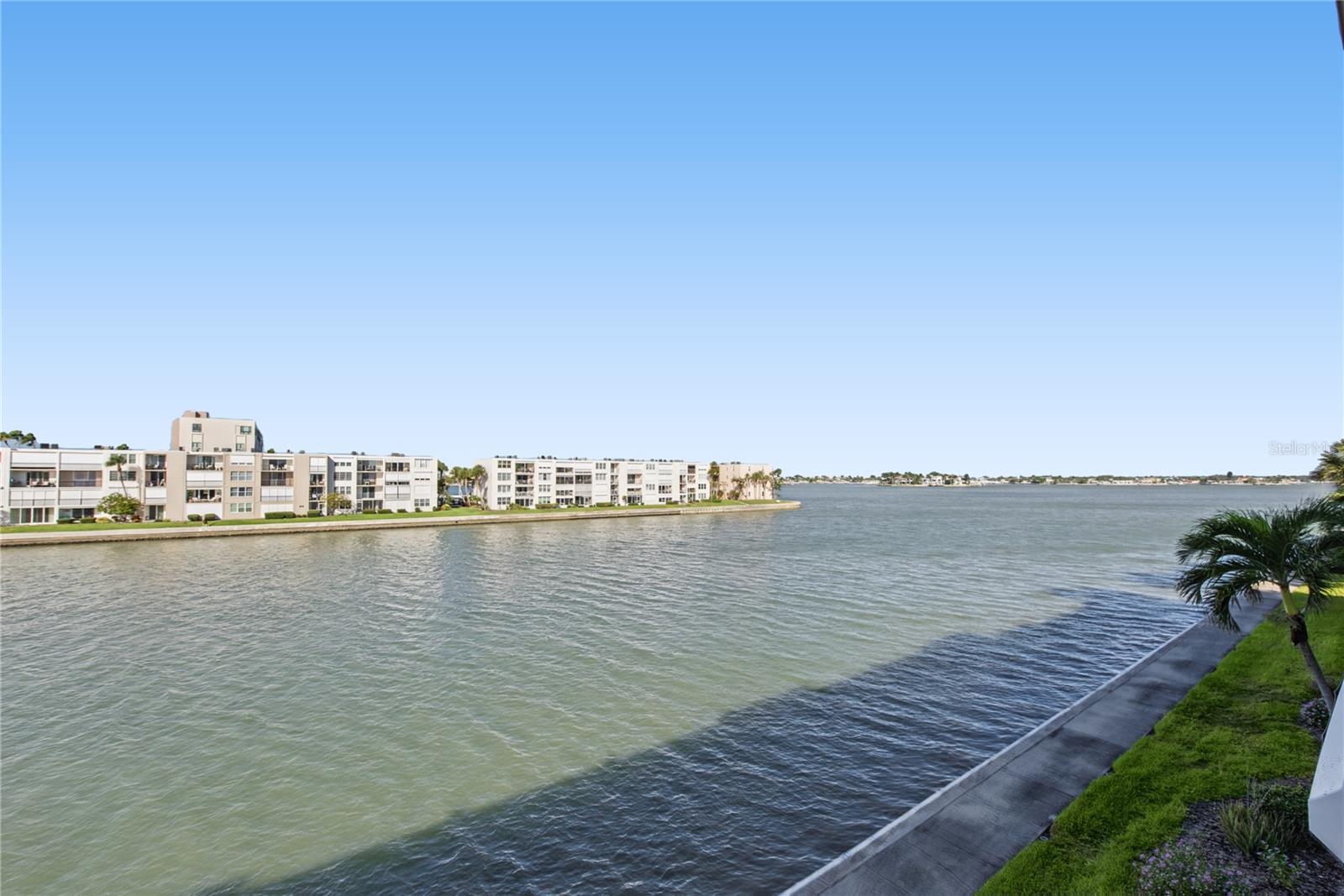 7540 BAY ISLAND DRIVE S, #355, South Pasadena, FL 33707