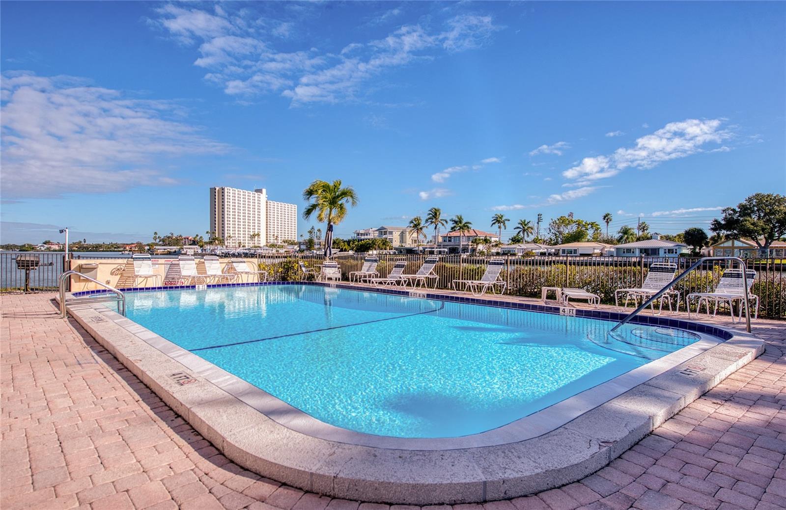7540 BAY ISLAND DRIVE S, #355, South Pasadena, FL 33707