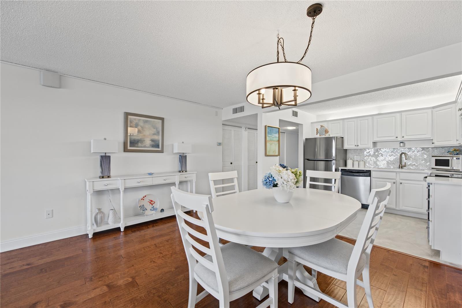 7540 BAY ISLAND DRIVE S, #355, South Pasadena, FL 33707