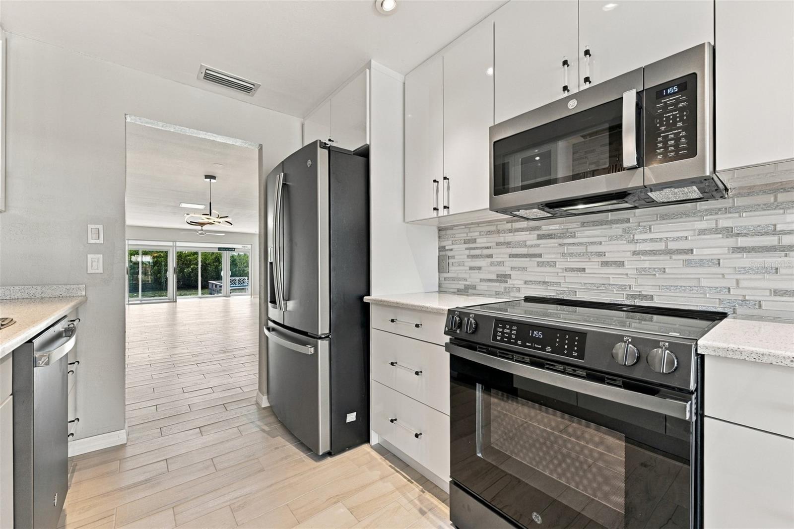 452 BOCA CIEGA POINT BOULEVARD S, St Petersburg, FL 33708