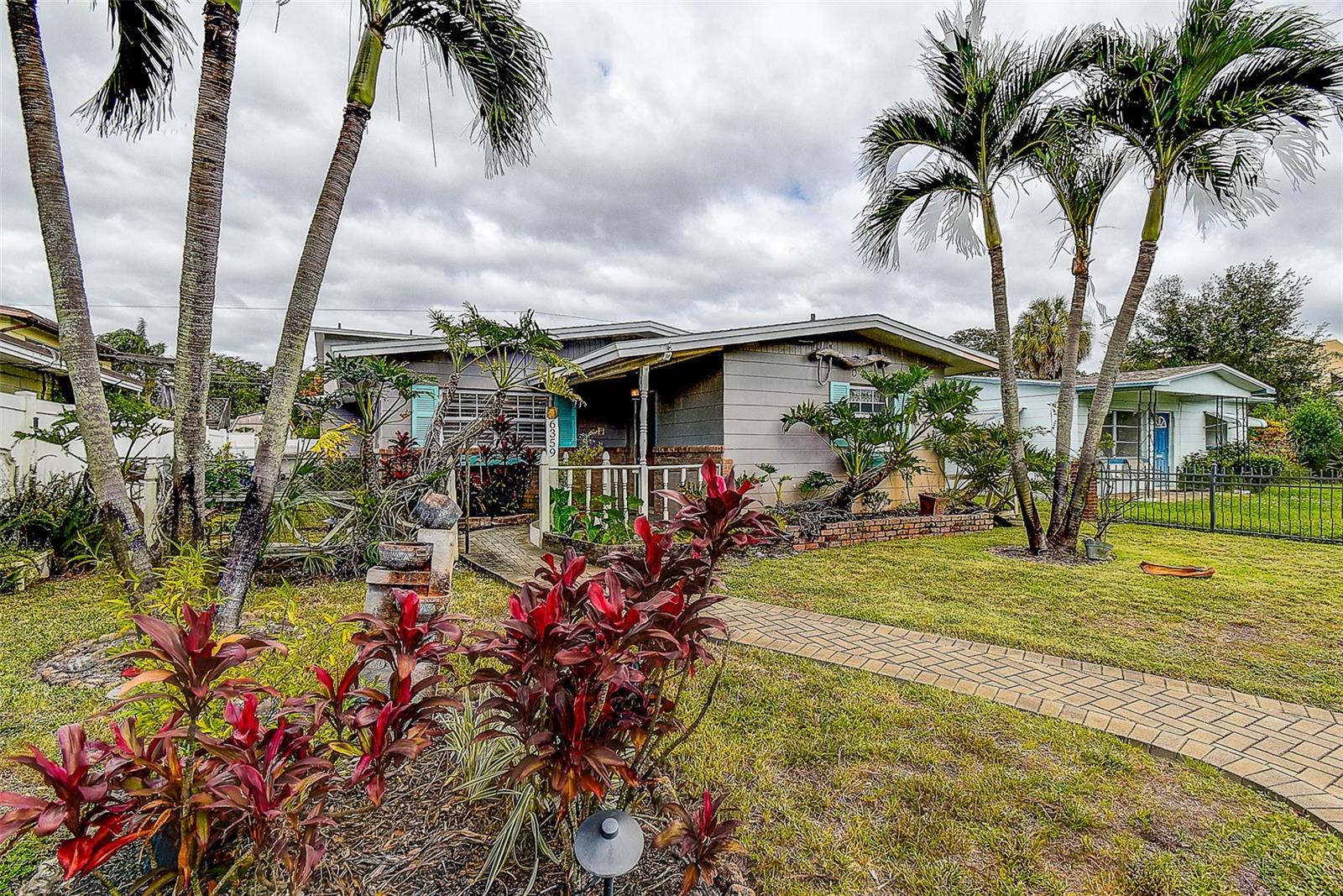 6359 4TH AVENUE S, St Petersburg, FL 33707