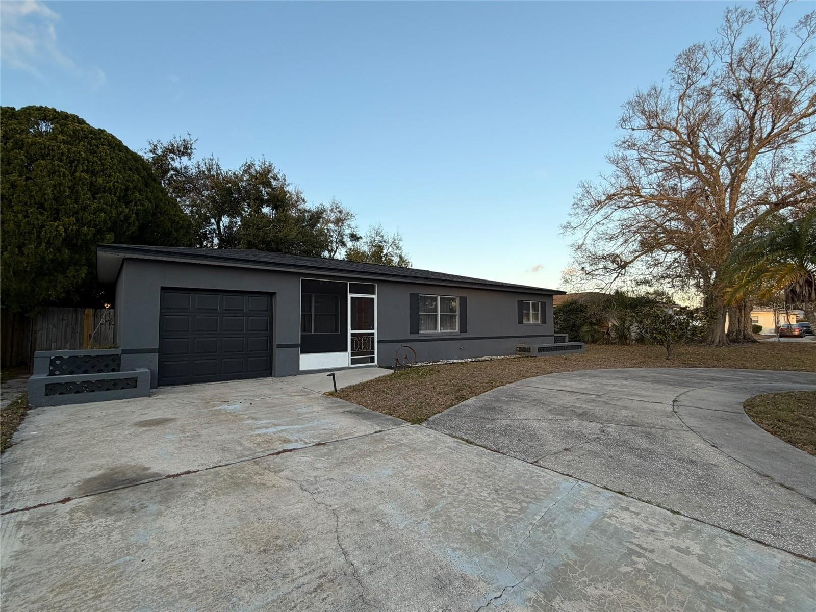 5849 44TH AVENUE N, St Petersburg, FL 33709