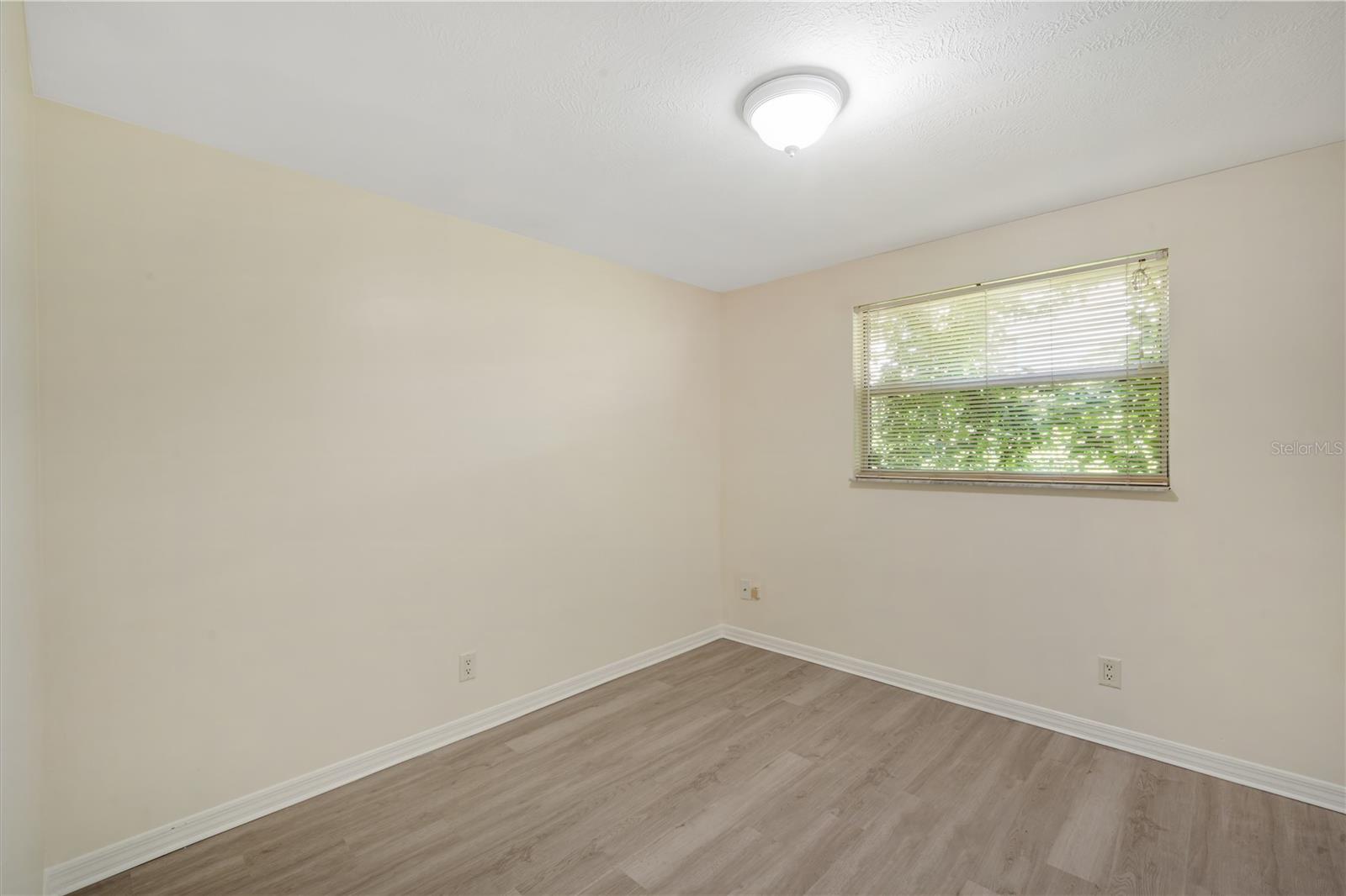 1206 E IDA STREET, Tampa, FL 33603