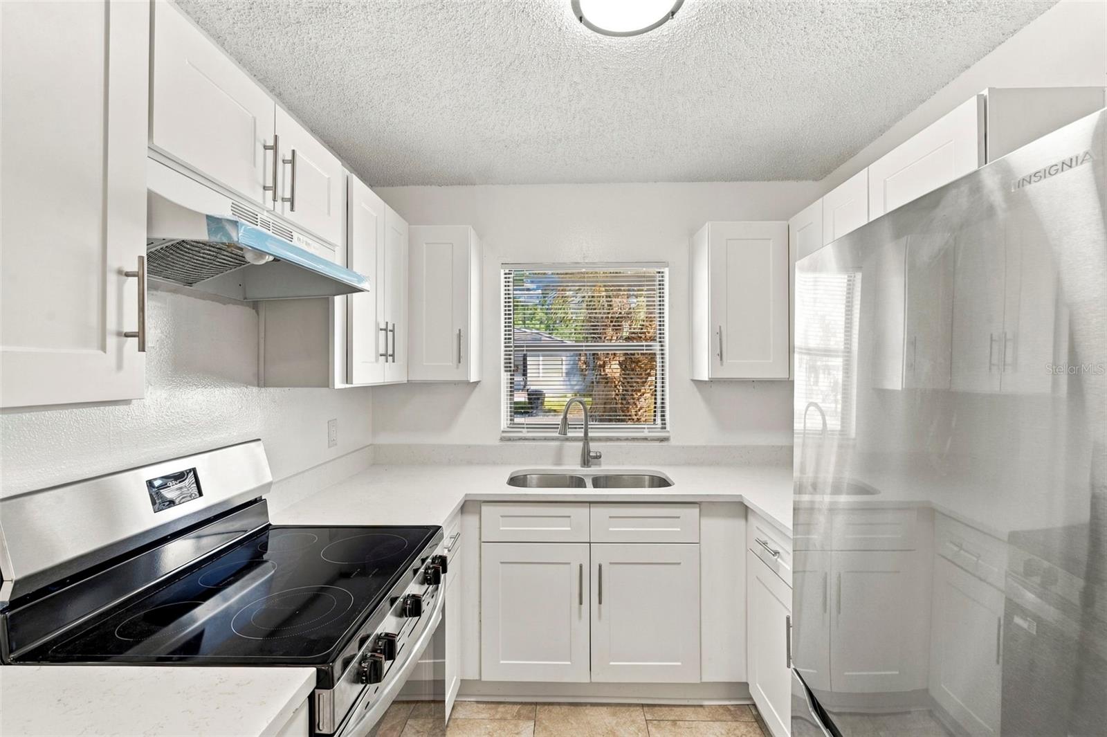 1932 14TH AVENUE S, St Petersburg, FL 33712